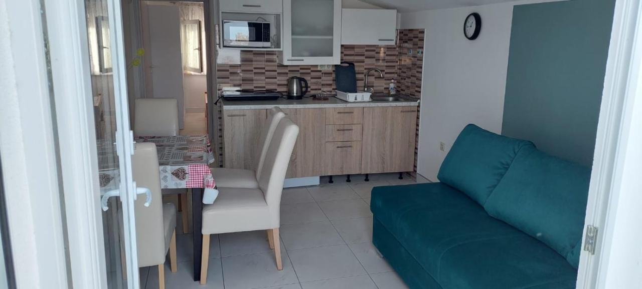Apartmani Fran Vir Εξωτερικό φωτογραφία
