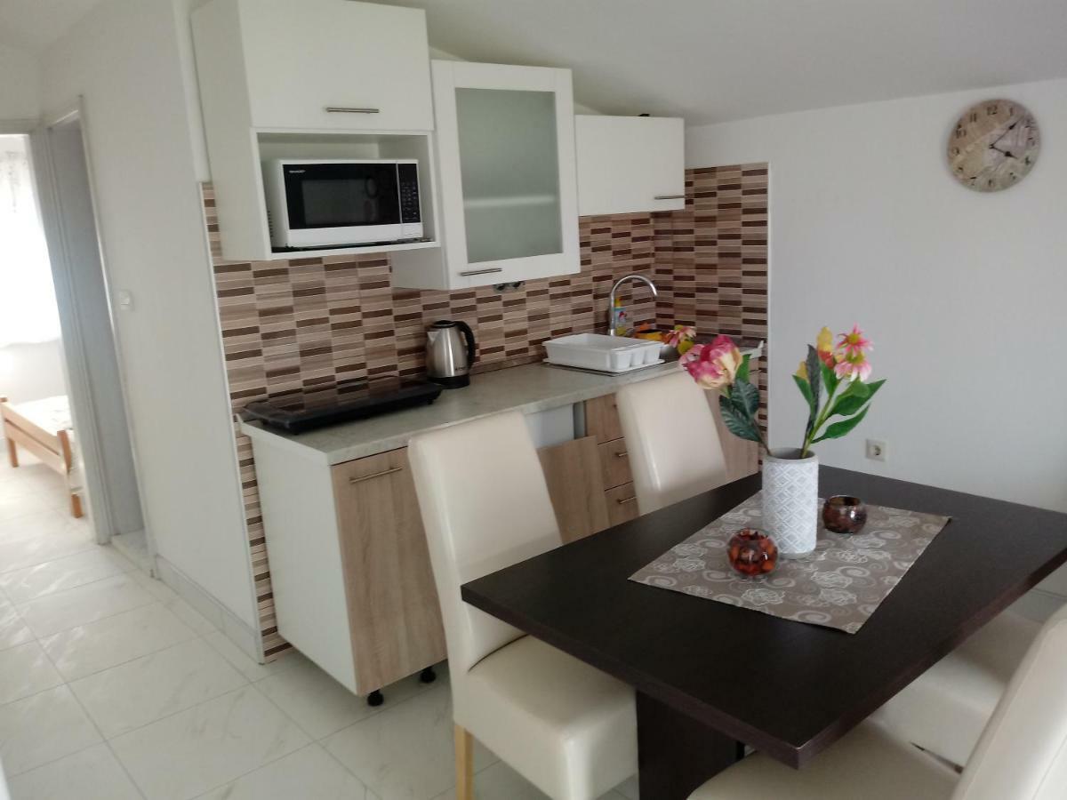 Apartmani Fran Vir Εξωτερικό φωτογραφία