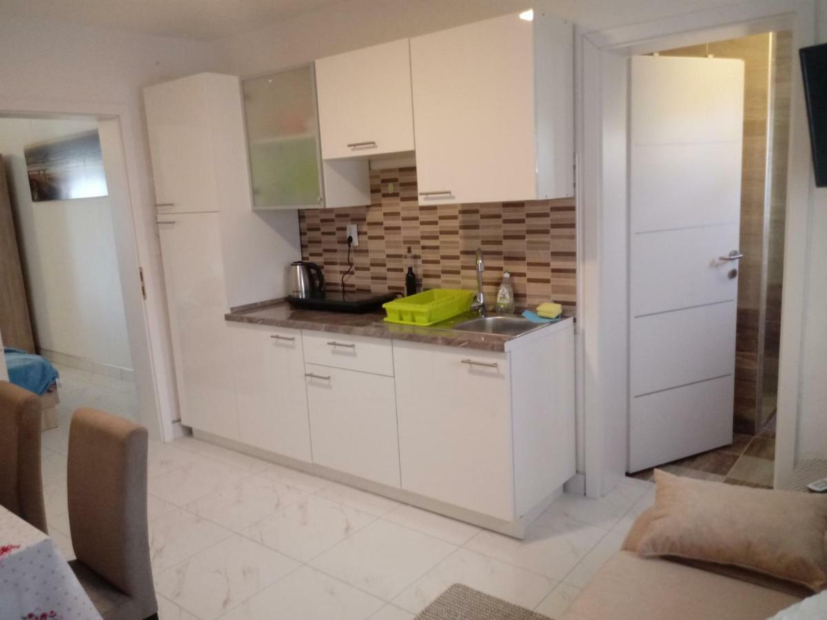 Apartmani Fran Vir Εξωτερικό φωτογραφία